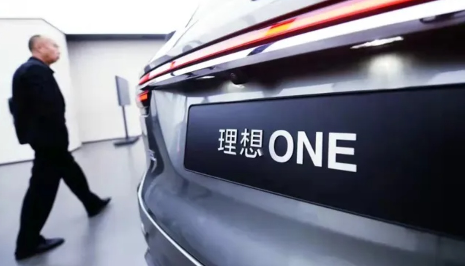 深陷“换代”，理想汽车还能照进现实吗？